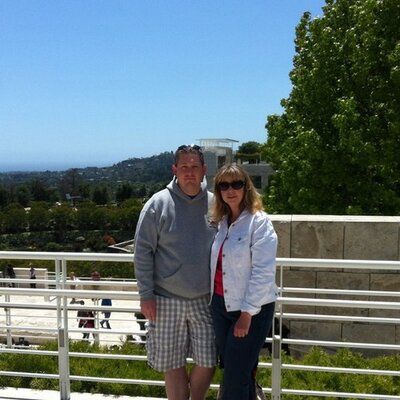 Profile Picture of Stacy Robb (@peachyrobb527) on Twitter