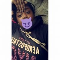 Profile Picture of Beatrice Conway (@beAhonEYX) on Twitter
