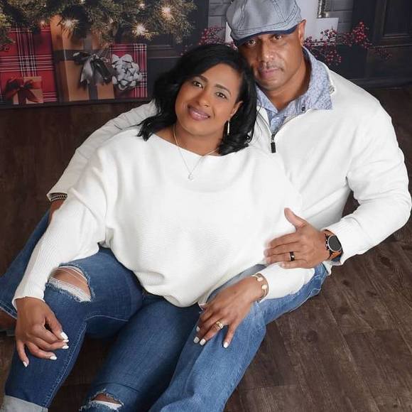 Profile Picture of Paul n Mccloney (@pmccloney) on Poshmark