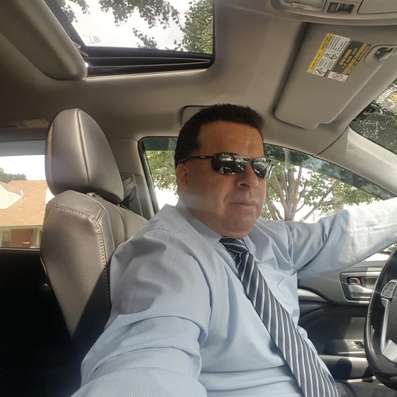 Profile Picture of José barrera José barrera (@jbarrerab8) on Poshmark