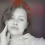 Ida Holmberg🍒 - Instagram Profile Picture of Ida Holmberg🍒 (@ida._.ho) on Instagram