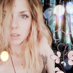 Profile Picture of Stephanie Fields (@stephincolor) on Instagram