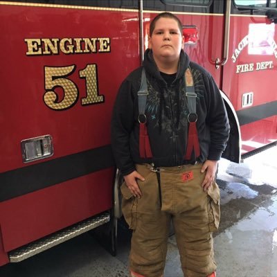 Profile Picture of Brandon Burnside (@FireFighterBB51) on Twitter