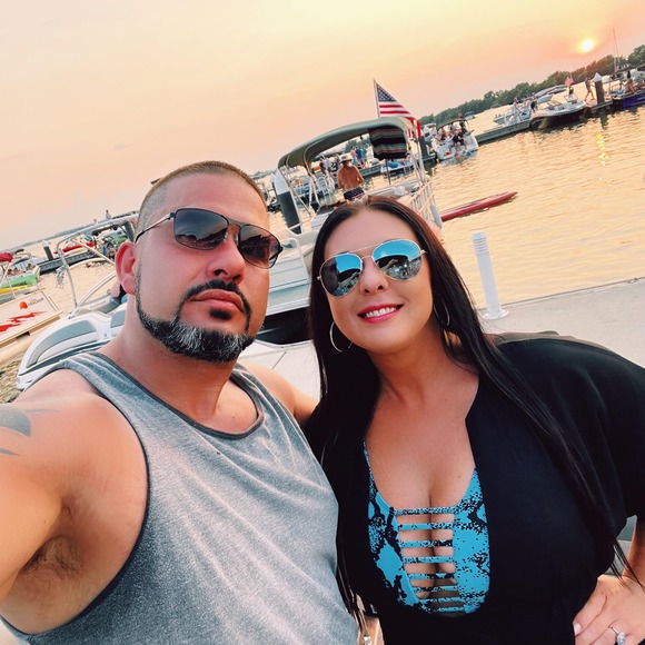 Profile Picture of Marie Decator (@mariedecator) on Poshmark