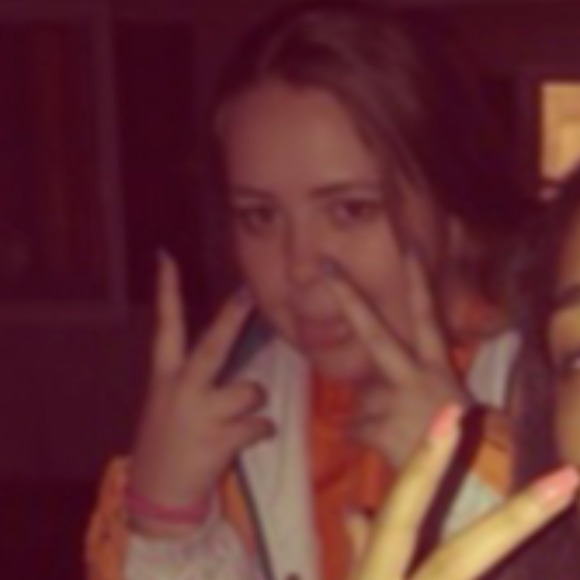 Profile Picture of Jillian Gillespie (@jillgillespie12) on Poshmark