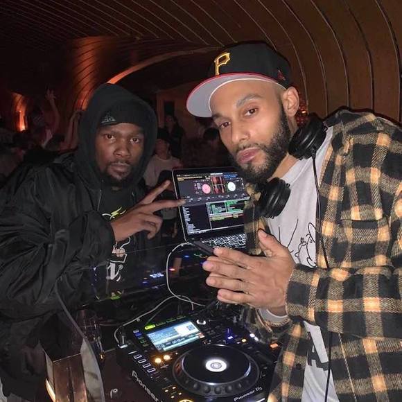 Profile Picture of Justin Segar (@justinsegar) on Poshmark