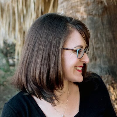 Profile Picture of Deborah Schneider (@DrDebSchneider) on Twitter