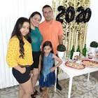 Profile Picture of   Monica Echeverri Mej... (@monicaecheverrimejia) on Tiktok