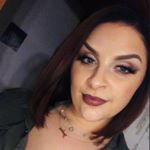 Profile Picture of Julia Dee (@juliadee) on Instagram