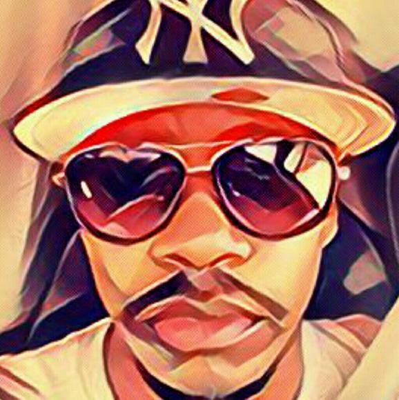 Profile Picture of Jeffrey Bartley (@jeffbthenation) on Poshmark