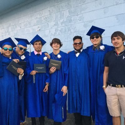 Mike Vinas - Twitter Profile Picture of Mike Vinas (@mike_v1221) on Twitter