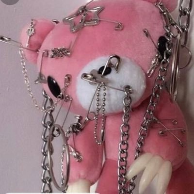 Profile Picture of Allison Lorenzo (@AllisonLorenzo3) on Twitter