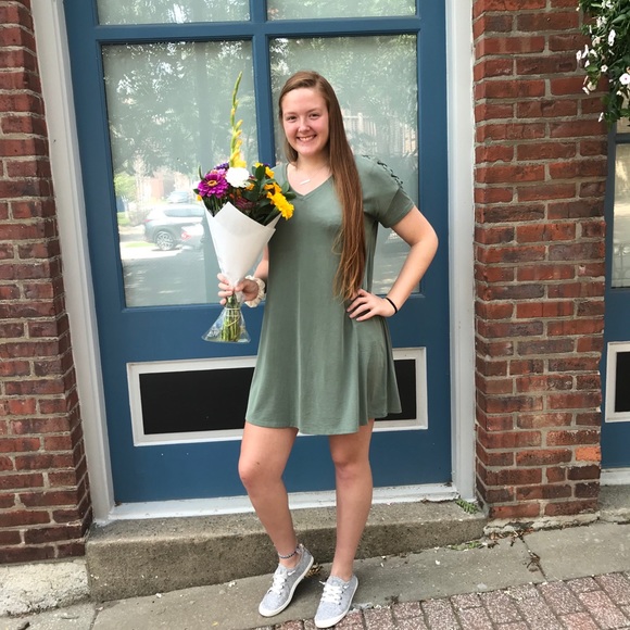 Profile Picture of Paige Huhman (@paigehuhman) on Poshmark