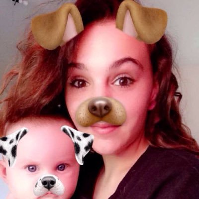 Profile Picture of Taylor Lee (@TaylorLeeHarmon) on Twitter