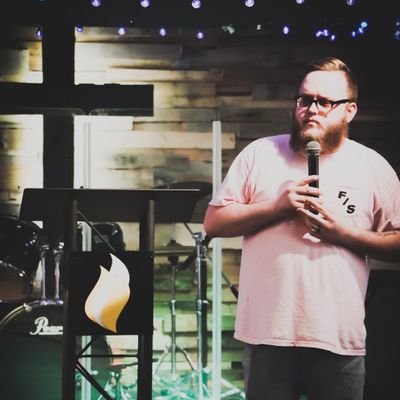 Profile Picture of Tanner Bell (@TinkerTacoBell) on Twitter