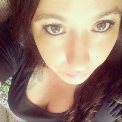 Profile Picture of Mónica Rivera (@Mony_1811) on Twitter