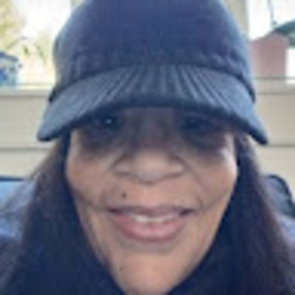 Profile Picture of Jan Andrews (@s_ilv63) on Poshmark