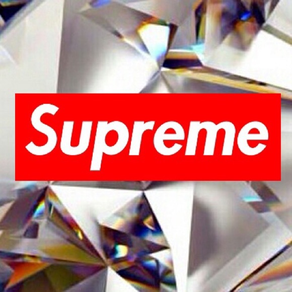 Profile Picture of Lucas Melching (@tuhso) on Poshmark