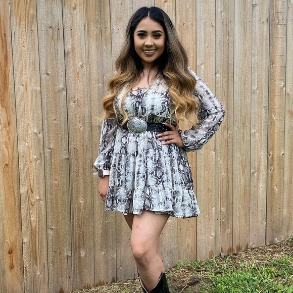 Profile Picture of Rebeca Padron (@rebeca_padron) on Poshmark