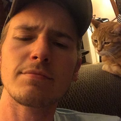 Profile Picture of David DeVries (@devriezzy) on Twitter