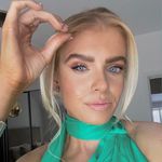 Profile Picture of Alexandra Heaton-Watts (@alexandrahw) on Instagram
