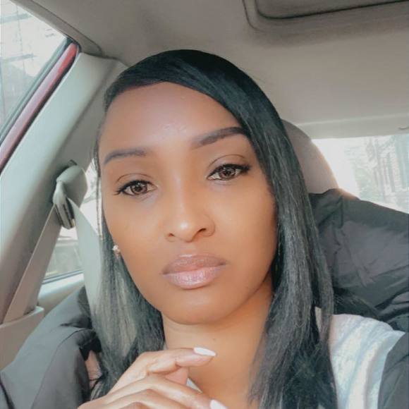 Profile Picture of Frantzie Barthole (@frantzieb) on Poshmark