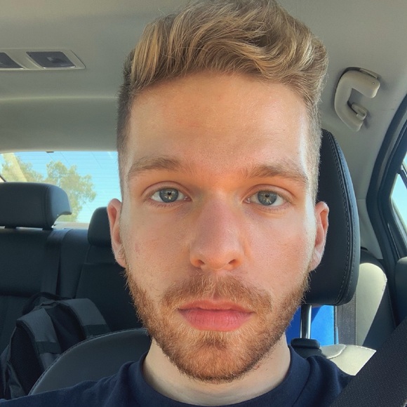 Profile Picture of Andrew Stoker (@ajs2h3) on Poshmark