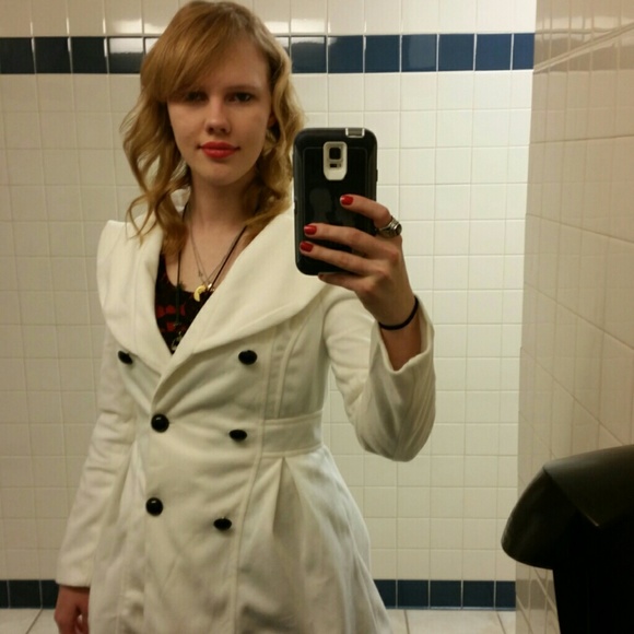 Profile Picture of Alex Kearce (@lkearce) on Poshmark