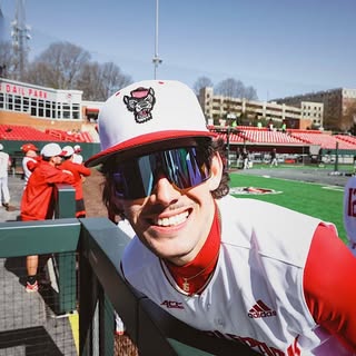 Profile Picture of eli serrano (@eliserrano__) on Instagram