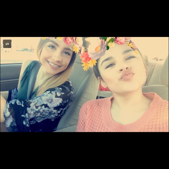 Profile Picture of Jazmin Fonseca (@jfonse02) on Poshmark