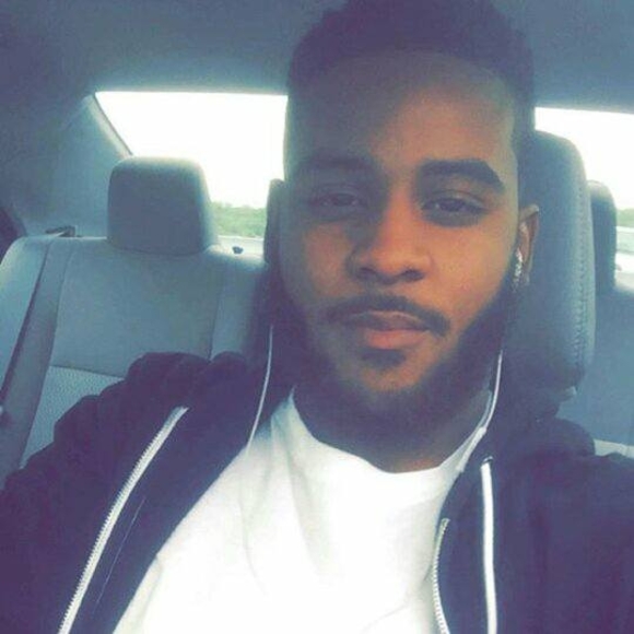 Profile Picture of Brandon Chatmon (@lplfootball23) on Poshmark