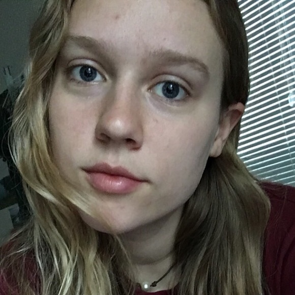 Profile Picture of Natalie Cotter (@ncotter) on Poshmark