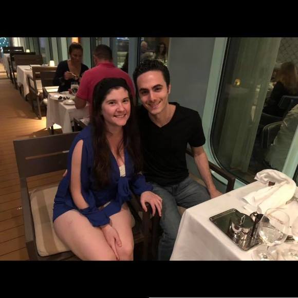 Christina Capalbo - Poshmark Profile Picture of Christina Capalbo (@ccapalbo) on Poshmark