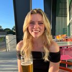 Profile Picture of Whitney (@whitneygulledge17) on Instagram