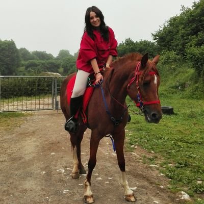 Profile Picture of •MARR• (@marina_tegui) on Twitter