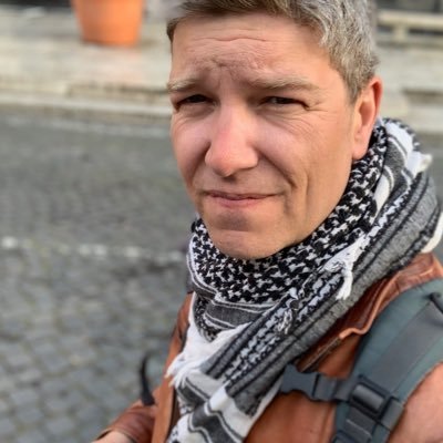 Profile Picture of Devon R James ☀️ (@DevonRJames) on Twitter