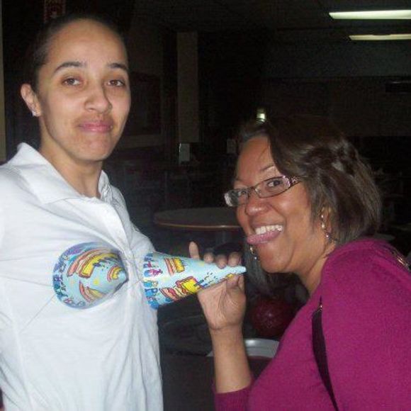 Profile Picture of April Isham (@april_isham) on Poshmark