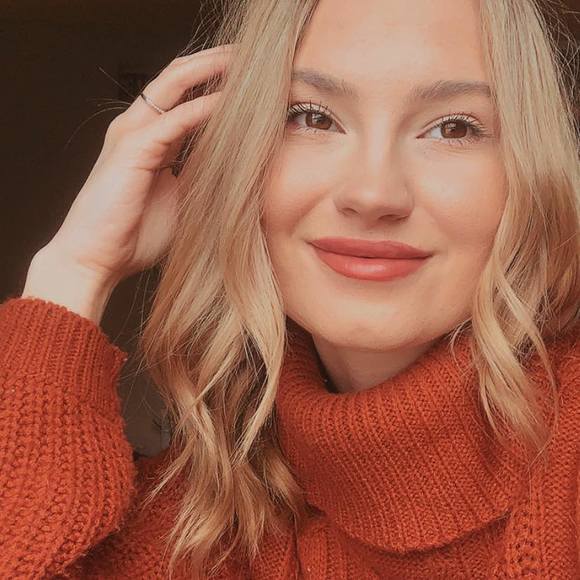 Profile Picture of Tina Casey (@tinacasey266) on Poshmark