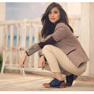 Profile Picture of Anne Curtis-MILBY (@berenguejb) on Twitter