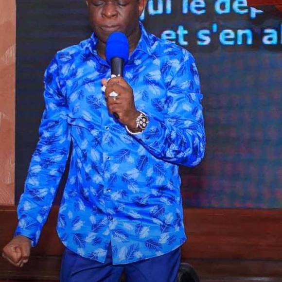 Yasmine Manku - Poshmark Profile Picture of Yasmine Manku (@manku) on Poshmark