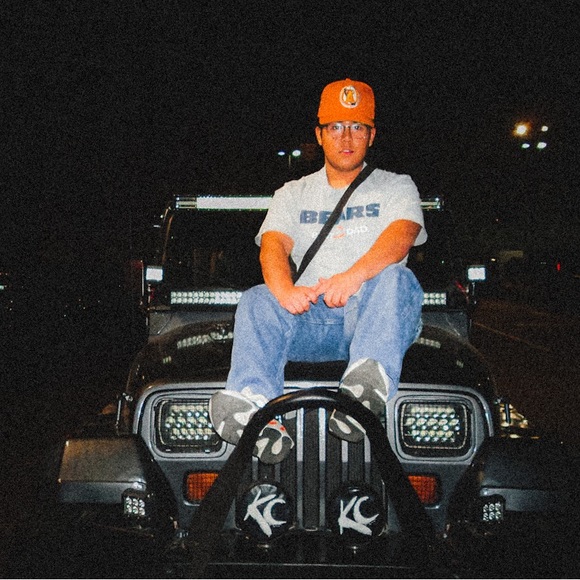 Profile Picture of Mark Ibanez (@markibanez) on Poshmark