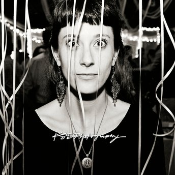 Profile Picture of Kate Simon DeVito (@KSDPhotography) on Twitter