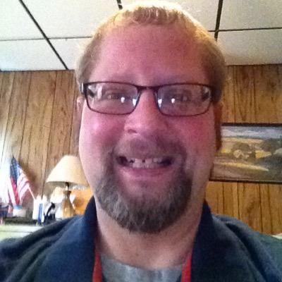 Profile Picture of Michael Zborowski (@mikez19721) on Twitter