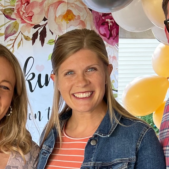 Profile Picture of Brittany Winslade (@bmwinslde0521) on Poshmark