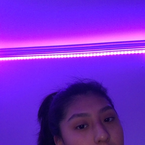 Profile Picture of Katheryn Huillca (@khuillca) on Poshmark