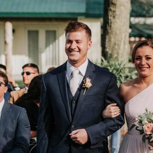 Profile Picture of Greg Ferrucci (@greg_ferrucci) on Poshmark