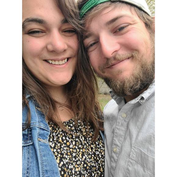 Profile Picture of Ashleymarie Hirdler (@ashleymariee426) on Poshmark