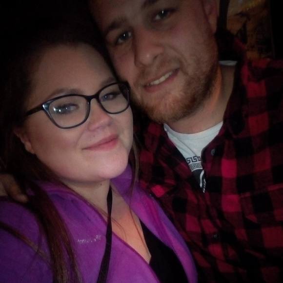 Profile Picture of Alexcia Bowman (@rexlou92) on Poshmark