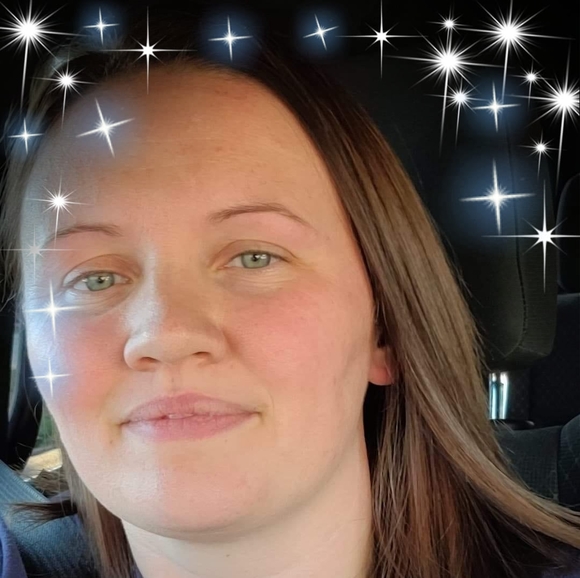 Profile Picture of Brittany Isgriggs (@bisgriggs) on Poshmark