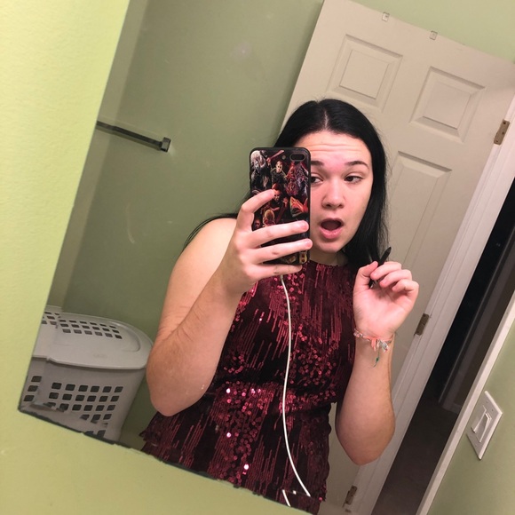 Profile Picture of Kailyn Arpin (@kailynarpin) on Poshmark